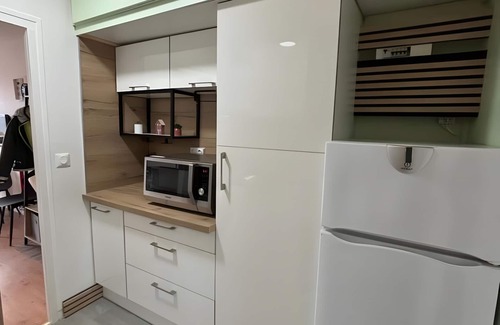 Saint-Etienne-en-Devoluy Apartment | Studio "Le 27" with Mountain View, Balcony and Wi-Fi