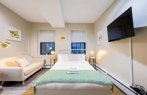 Prudential - St. Botolph Apartment | Studio Nestled in Back Bay