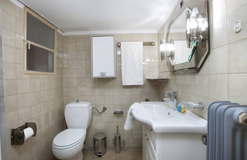 Athens Apartment | Studio Next to Agios Nikolaos Church