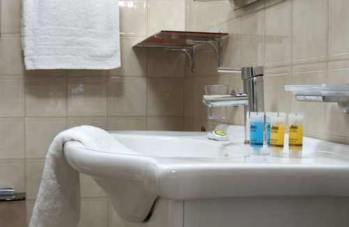 Athens Apartment | Studio Next to Agios Nikolaos Church