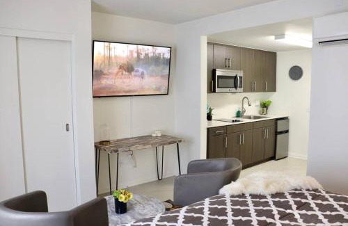 Downtown Apartment | Studio on the Promenade