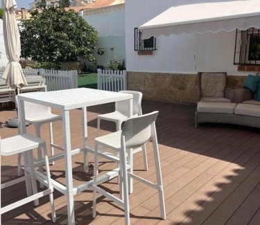 Caleta de Velez Apartment | Studio Poniente 450m to beach