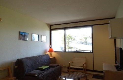 Arette Apartment | Studio pour 4 pers. à proximité des pistes avec balcon et parking - FR-1-602-55