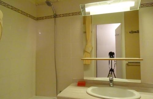 Arette Apartment | Studio pour 4 pers. à proximité des pistes avec balcon et parking - FR-1-602-55