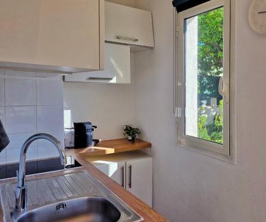 La Californie Apartment | Studio près mer et aéroport - Studio near sea and airport