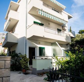 Promajna Apartment | Studio Promajna 2605a