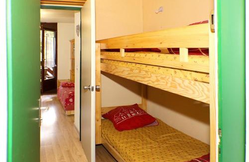 Bourg-Saint-Maurice Apartment | studio rose résidence Les Glières