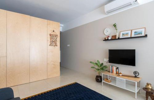 Pashan Apartment | Studio Sama I Curated Studio Apartment with Sunrise View