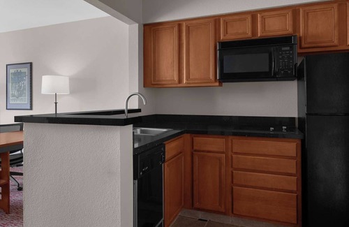 Snail Hotel | Studio Suite | Sunnyvale Location | Near Tech Hub