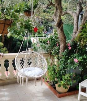 Menton Apartment | Studio Villa la Cigale avec grande Terrasse