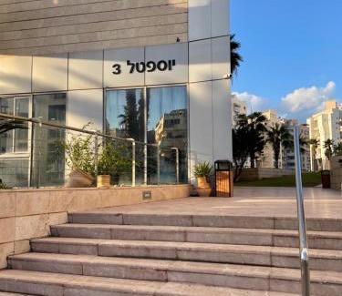 Bat Yam Apartment | Studio with city view