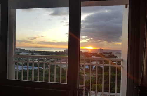 Pasay Apartment | Studio with Ocean View at The Breeze Residences