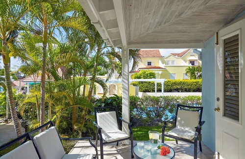 Little Battaleys Villa | Stunning 1 bedroom villa in paradise - 2 mins from beach