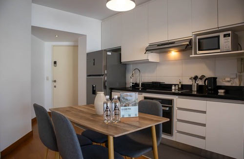 Chacarilla-Santa Cruz Apartment | Stunning 1BR With Great Deco in Miraflores