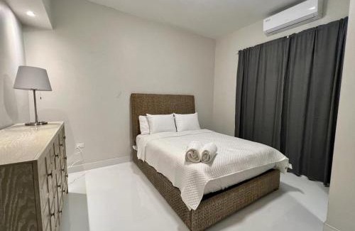 Parque Apartment | Stunning 3-Br Apt in Condado
