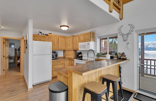 Sagle Cabin | Stunning A-Frame Retreat on Lake Pend Oreille – Sagle, Idaho