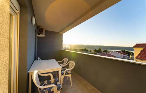 Gornji Karin Apartment | Stunning Apartment In Gornji Karin