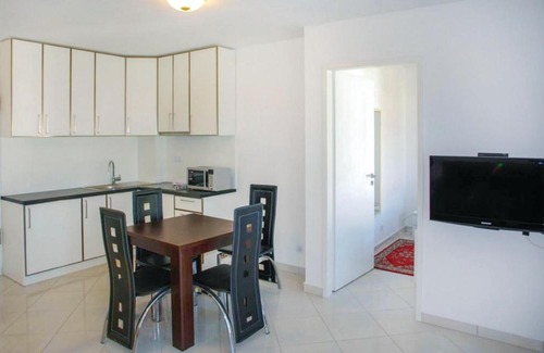 Rozino Apartment | Stunning apartment in Budva with 2 Bedrooms, WiFi and Outdoor swimming pool