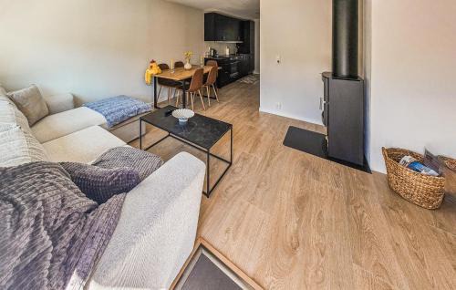 Kviteseid Apartment | Stunning Apartment In Vrådal With Wifi