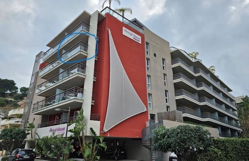 Alpes-Maritimes Apartment | Stunning Gorgeous 50 m from the sea for 6 peoples!