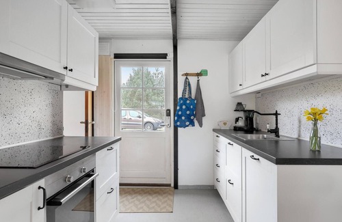 Pedersker House | Stunning home in Aakirkeby with WiFi