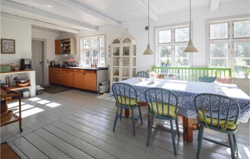 Errindlev House | Stunning Home In Errindlev With Wifi