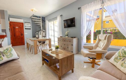 Mazarron House | Stunning Home In Mazarrón With Kitchen