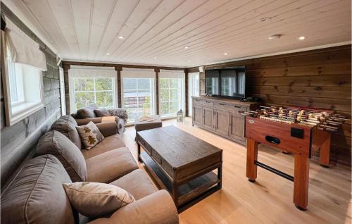 Nord-Torpa House | Stunning Home In Nord-Torpa With Wifi