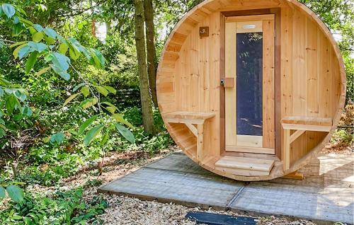 Rheezerveen House | Stunning Home In Rheezerveen With Sauna