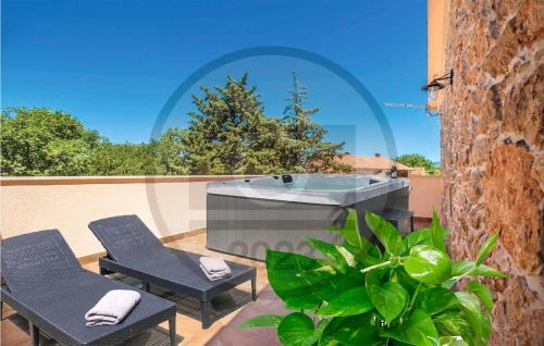 Sveti Vid Dobrinjski House | Stunning Home In Svet Vid Dobrinjski