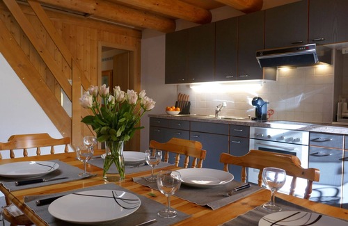 Blenio House | Stunning private villa for 5 people with WIFI, TV, pets allowed and panoramic view