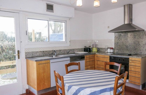 Morbihan House | Stunning private villa for 8 people with WIFI, TV, terrace and pets allowed