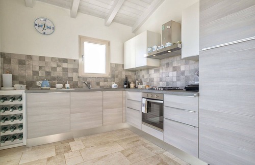 San Lorenzo House | Stunning private villa for 7 guests with WIFI, A/C, private pool, TV and patio
