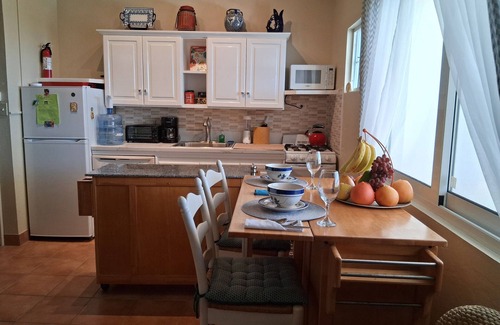 The Valley Condo | Stunning Seaside Beach, Breeze, Cozy, Studio Condo on Sandy Hill Beach