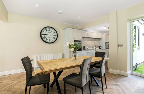 Cirencester House | Stunning Townhouse in Cirencester