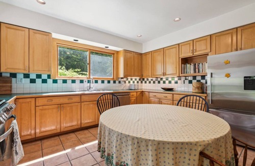 Byfield House | Stunning Victorian Estate with Lap Pool, Gardens and Huge Porch
