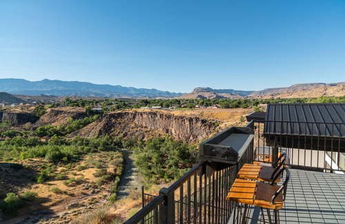 La Verkin Villa | Stunning View #11 at The Dwellings