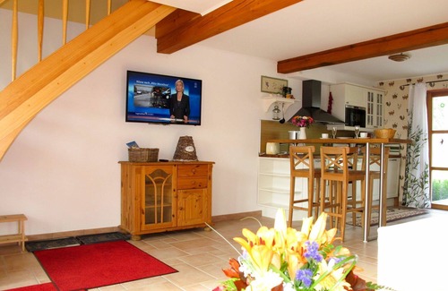 Neuenkirchen House | Stunning villa for 4 people with WIFI, TV and terrace