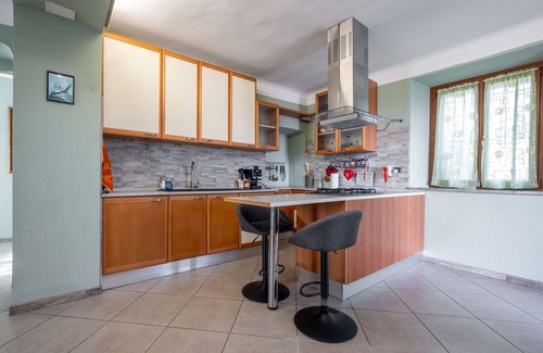 Gottasecca House | Stunning villa for 7 people with WIFI, hot tub, TV, patio, pets allowed and panoramic view