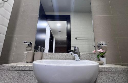Motor City Apartment | Stylish 1BR Aprt in Motor City