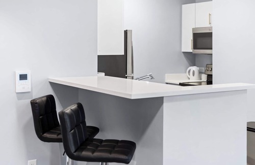 Everett Apartment | Stylish 1BR Near Encore 5078