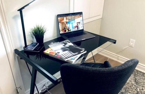 Cooksville Apartment | Stylish 2bed, 2bth Apt Malls & 25 Mins To Toronto