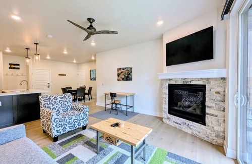 Lakeside Village Condo | Stylish 2BR Condo | Steps to River & Trails