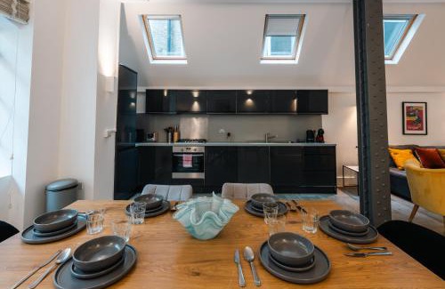 Clerkenwell Apartment | Stylish 3BR Duplex in Vibrant Clerkenwell