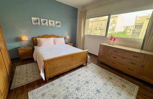 Sheikh Zayed City Apartment | Stylish Egyptian Charm 2BR in Karma Residence for families & single travelers