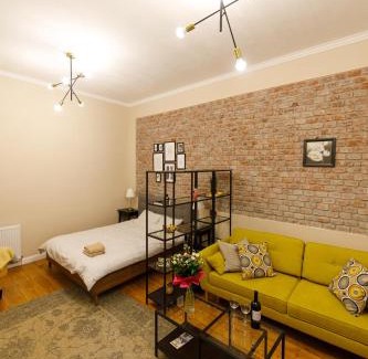 Old City Apartment | Stylish Flat in the Heart of Historical Center