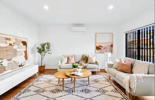 Highton House | Stylish Modern Getaway Geelong