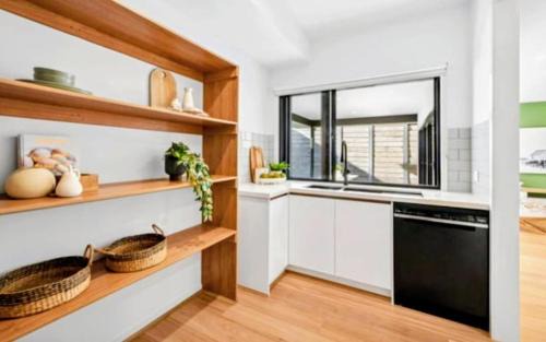 Highton House | Stylish Modern Getaway Geelong