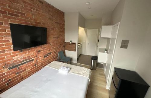 Prudential - St. Botolph Apartment | Stylish South End Studio