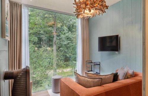 Maubray House | Stylish Stay with Sauna
